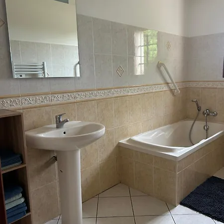 Maison Avec Verger בית נופש Azerat